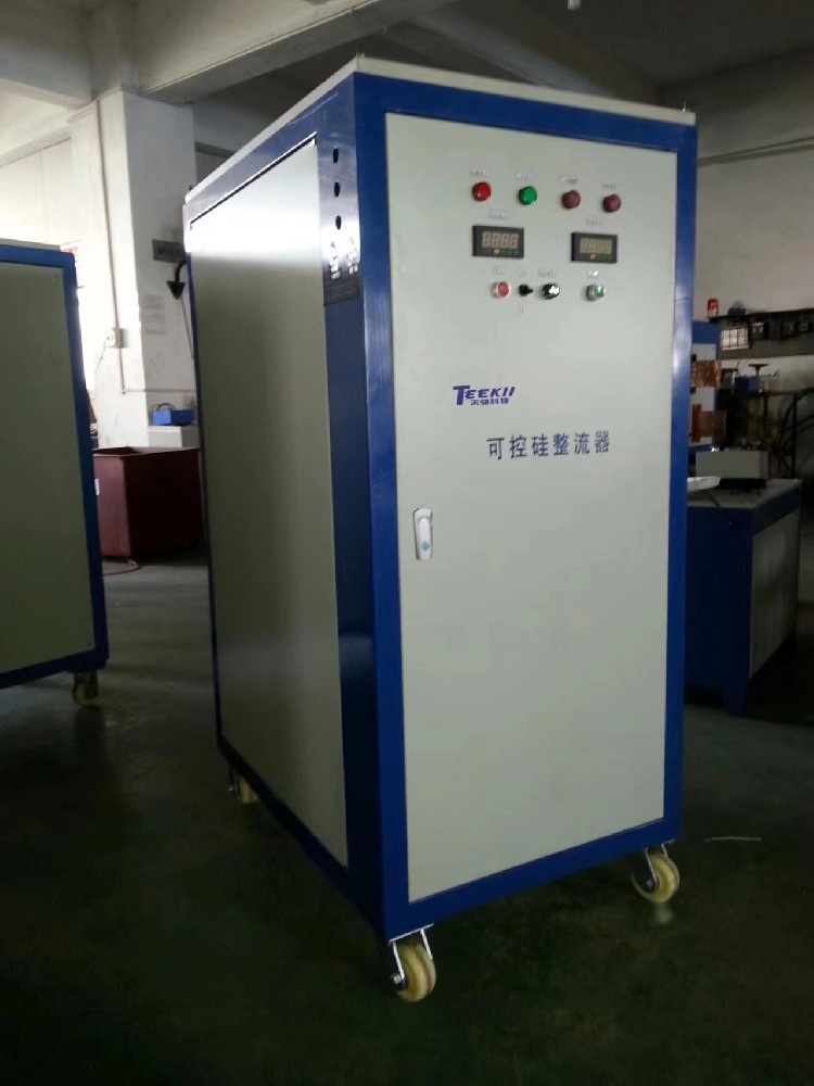 电子可控硅整流器